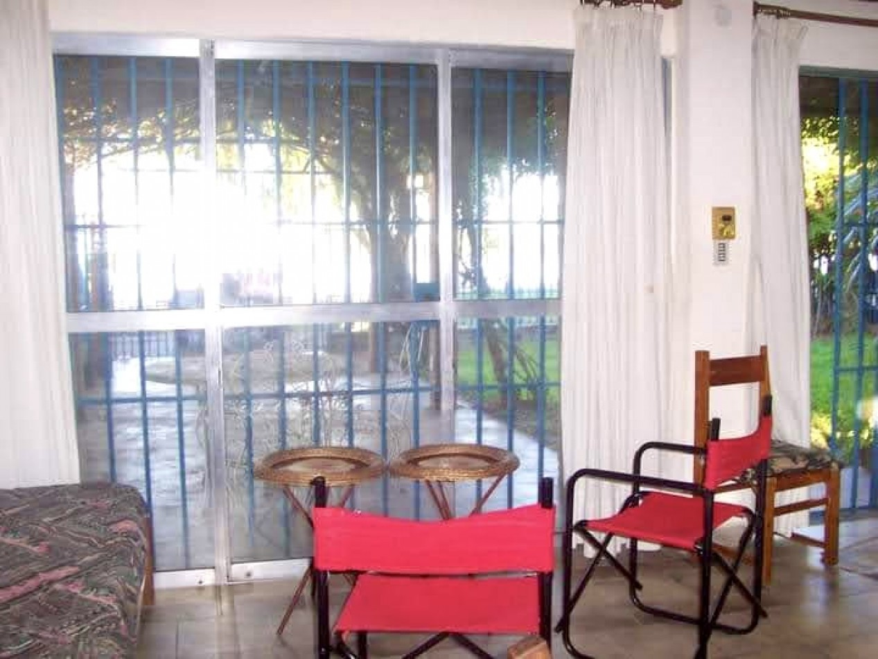 Casa en venta con vista al rio en Helvecia 