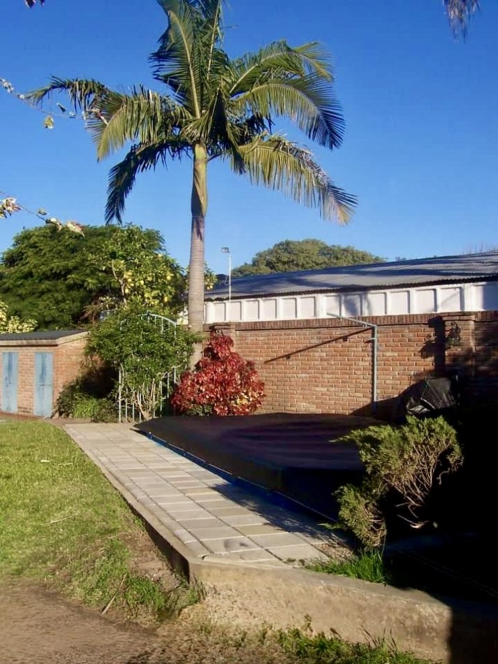 Casa en venta con vista al rio en Helvecia 