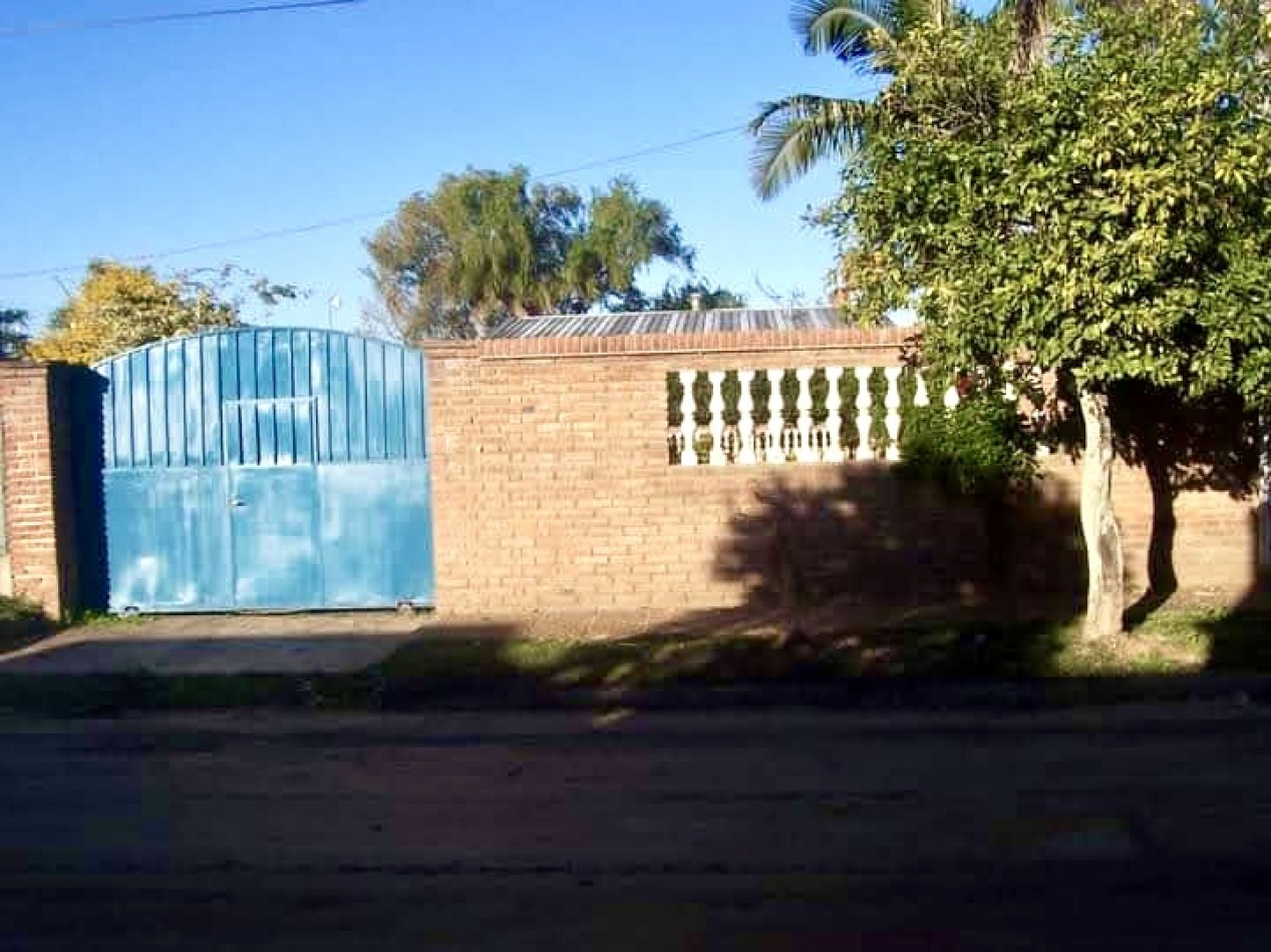 Casa en venta con vista al rio en Helvecia 