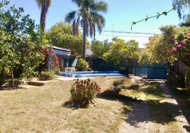 Casa en venta con vista al rio en Helvecia 